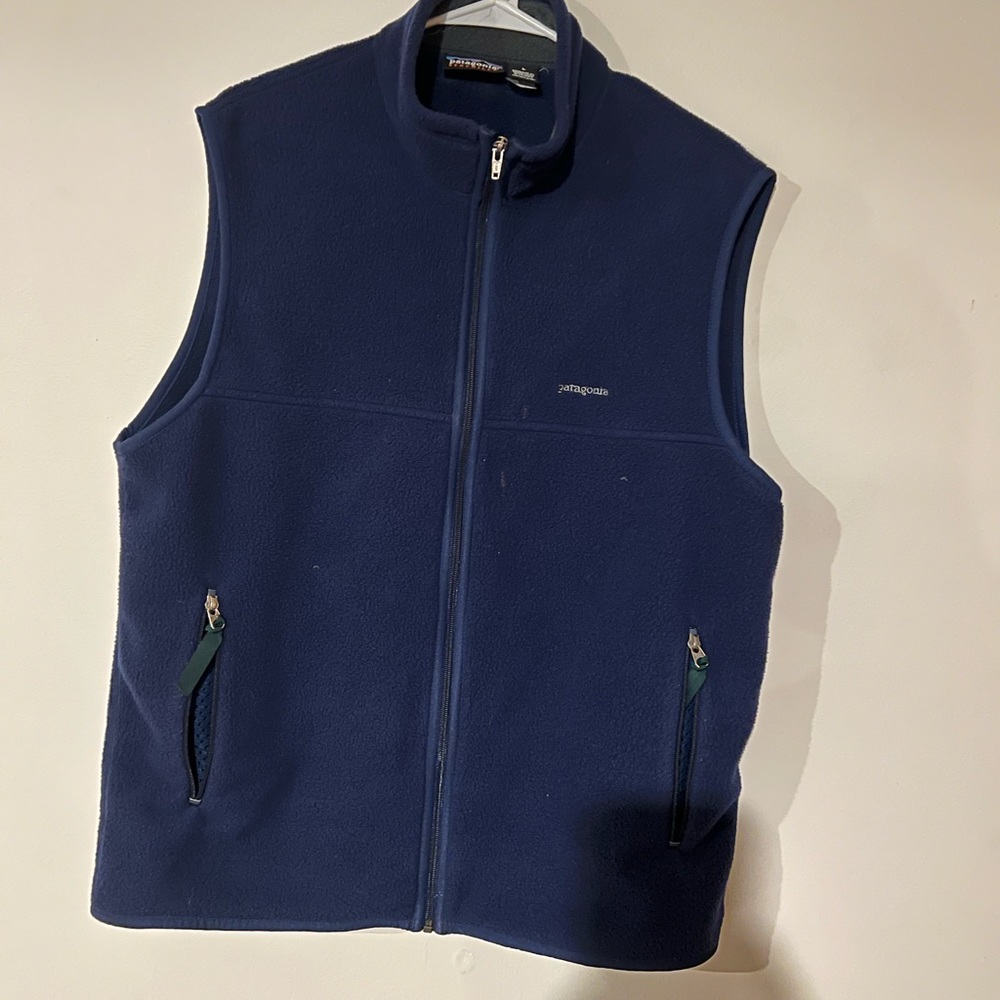 Patagonia synchilla large purple vest